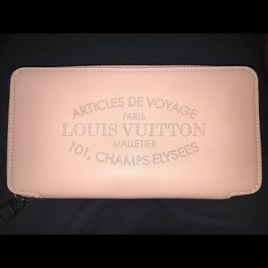 LOUIS VUITTON WALLET